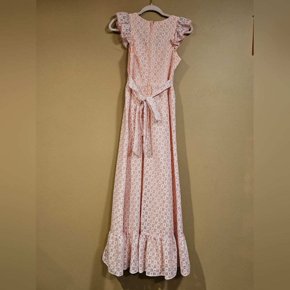 THE HOUSE OF NU-MODE pink Maxi Length eyelet Lace Tie Back Vintage Dress